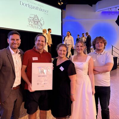 Bild vergr&ouml;&szlig;ern: Dorfgasth&auml;user_2
